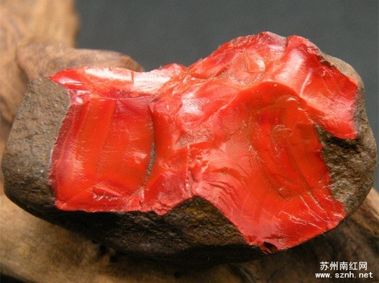 南红玛瑙原石收藏风险你了解多少？